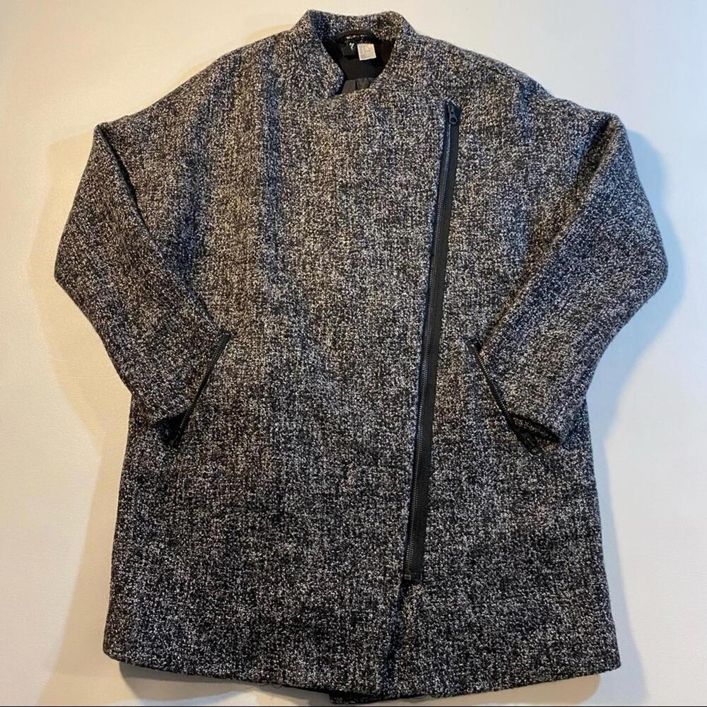 H+M Divided Size 8 Black White Tweed Wool Blend Asymmetrical Zip‎ Coat